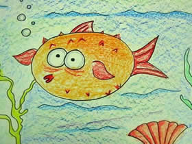 躲水里吐泡泡的河豚鱼蜡笔画作品图片